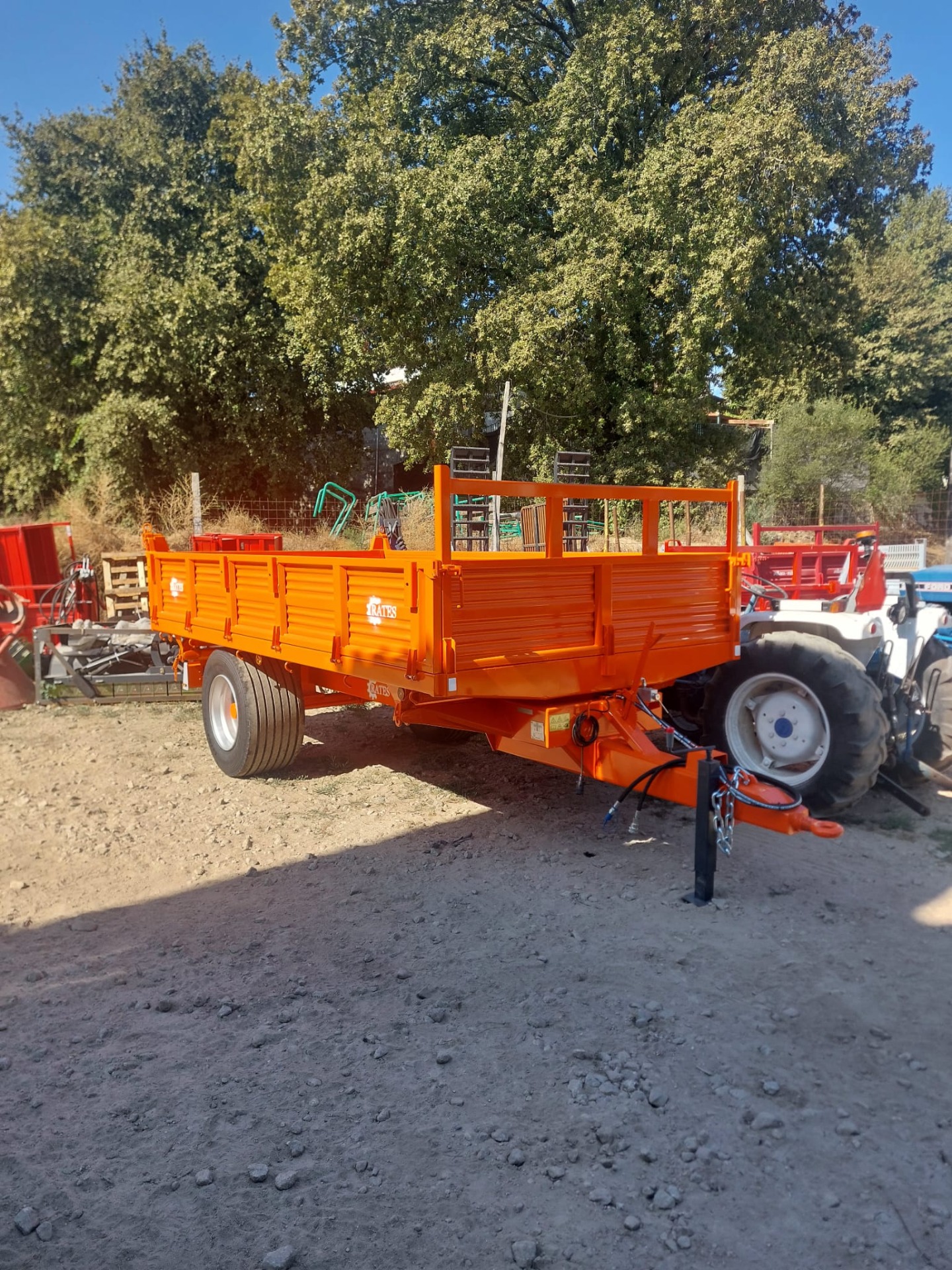 Reboque Rates Tribasculante 9T