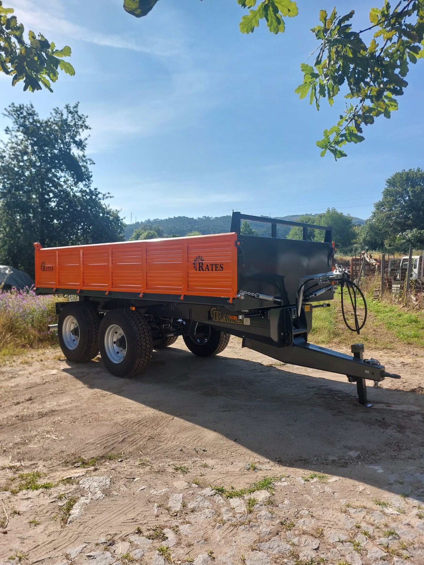 Reboque Rates Basculante 14T